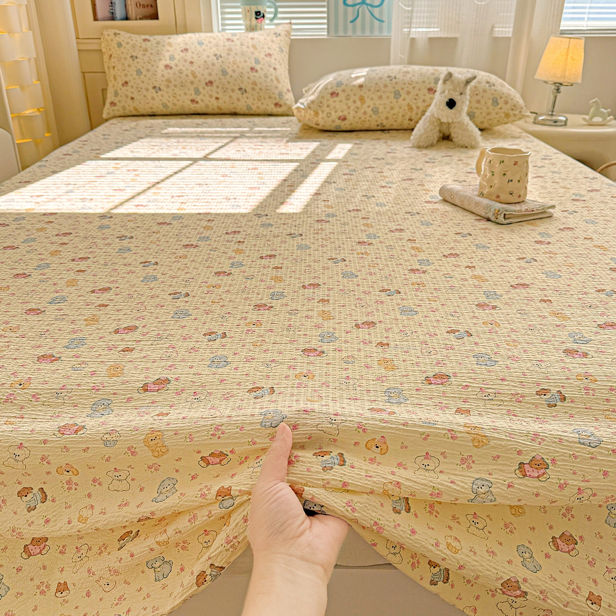 91家纺网 家纺一手货源 找家纺 仟人梦 2026新款云感双层纱印花单床单-叠拍图 西高地