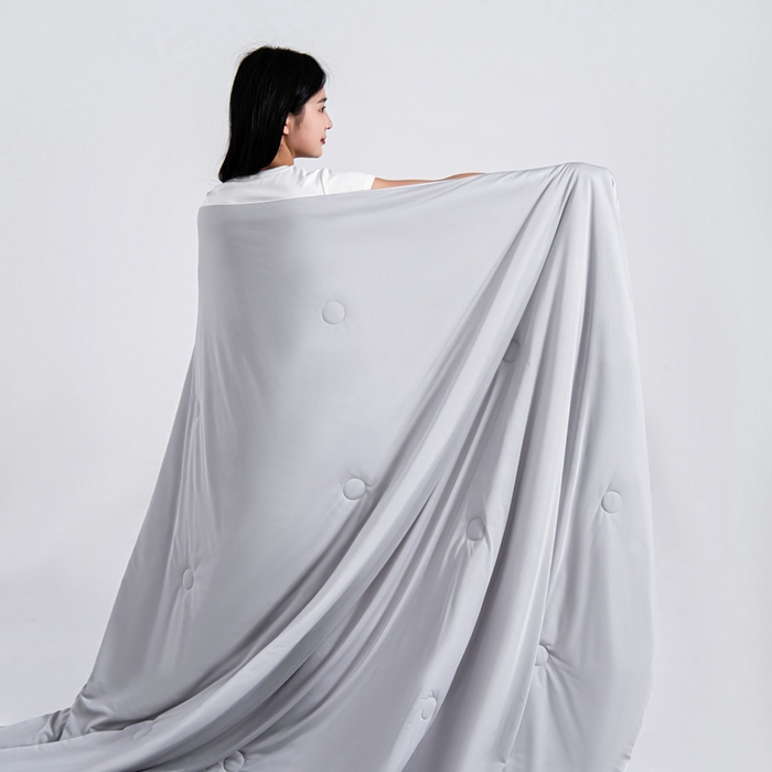 91家纺网 家纺一手货源 找家纺 宇淳国际 2026新款凉感丝夏被被子被芯系列 绅士灰