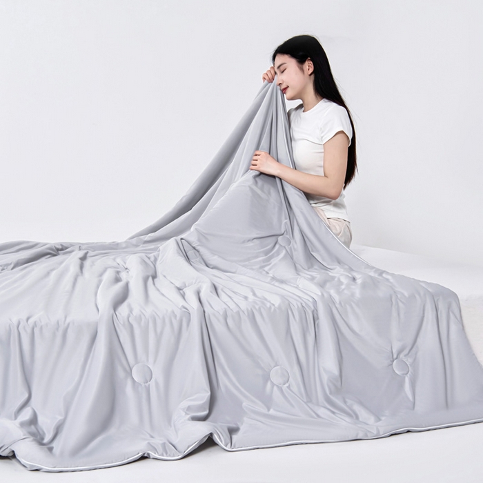 91家纺网 家纺一手货源 找家纺 宇淳国际 2026新款凉感丝夏被被子被芯系列 绅士灰