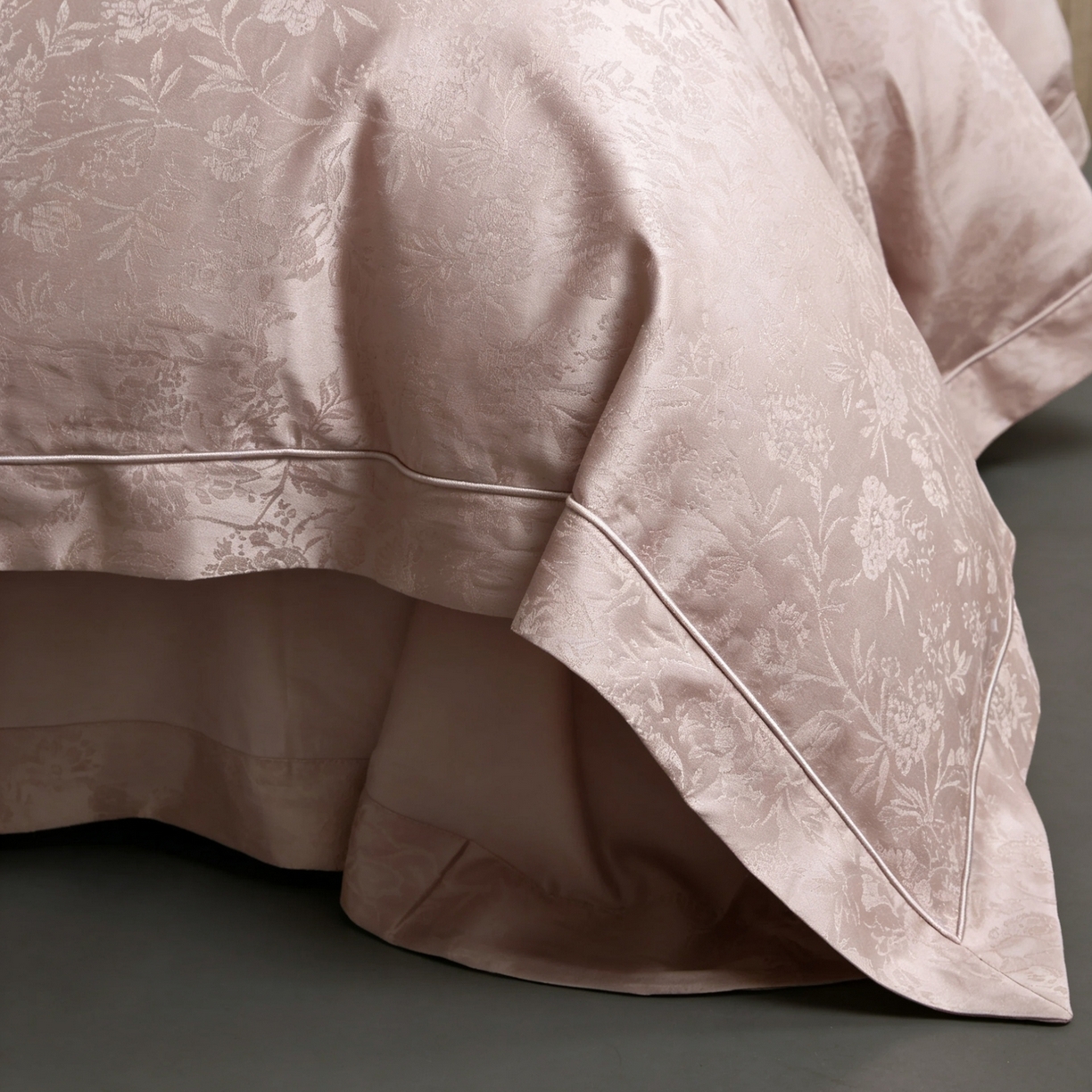 91家纺网 家纺一手货源 找家纺 淳绵 2026新款全棉提花四件套 漫舞花丛 尔雅灰