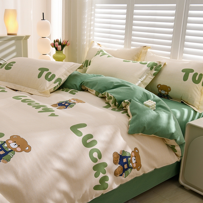 91家纺网 家纺一手货源 找家纺 董成龙 2026新款直播爆款加厚全棉活性磨毛四件套纯棉三件套 瑞迪熊-绿