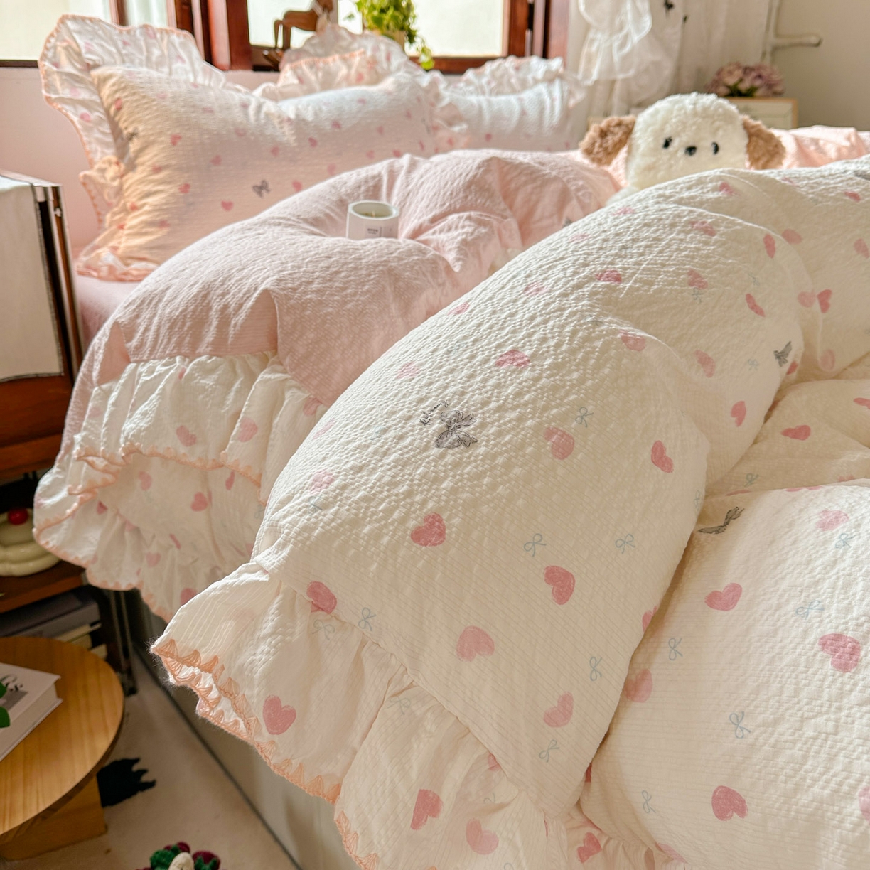 91家纺网 家纺一手货源 找家纺 （总）梵克保罗 2026新款泡芙棉三角针被壳绣花边四件套