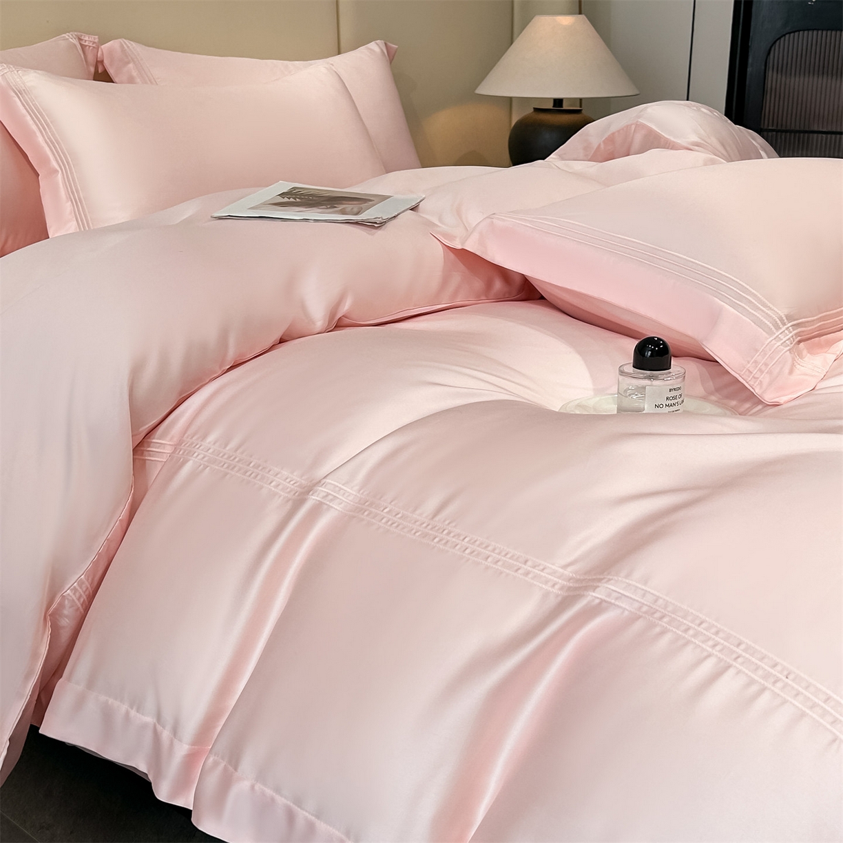 91家纺网 家纺一手货源 找家纺 笙意家纺 2026新款水洗真丝埋线款四件套-恩瑞系列 恩瑞-璎珞粉