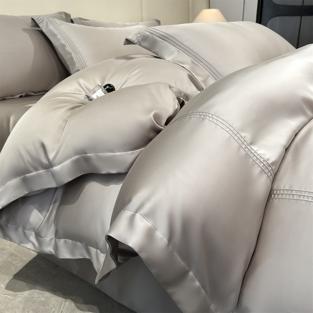 笙意家纺 2026新款水洗真丝埋线款四件套-恩瑞系列 恩瑞-山灰