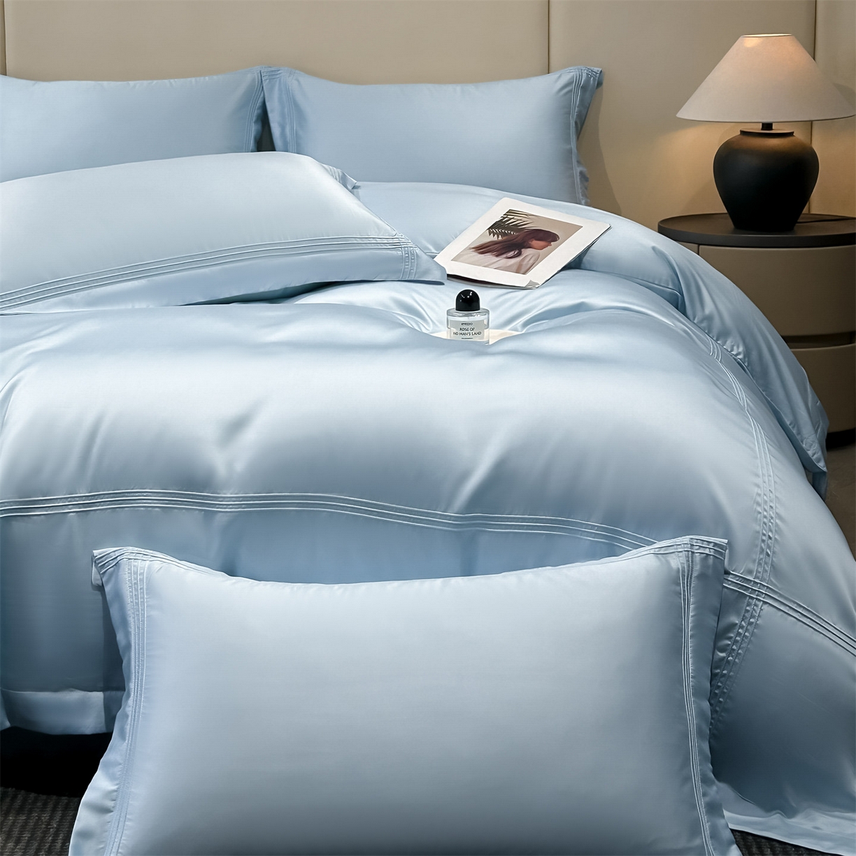 91家纺网 家纺一手货源 找家纺 笙意家纺 2026新款水洗真丝埋线款四件套-恩瑞系列 恩瑞-天空蓝