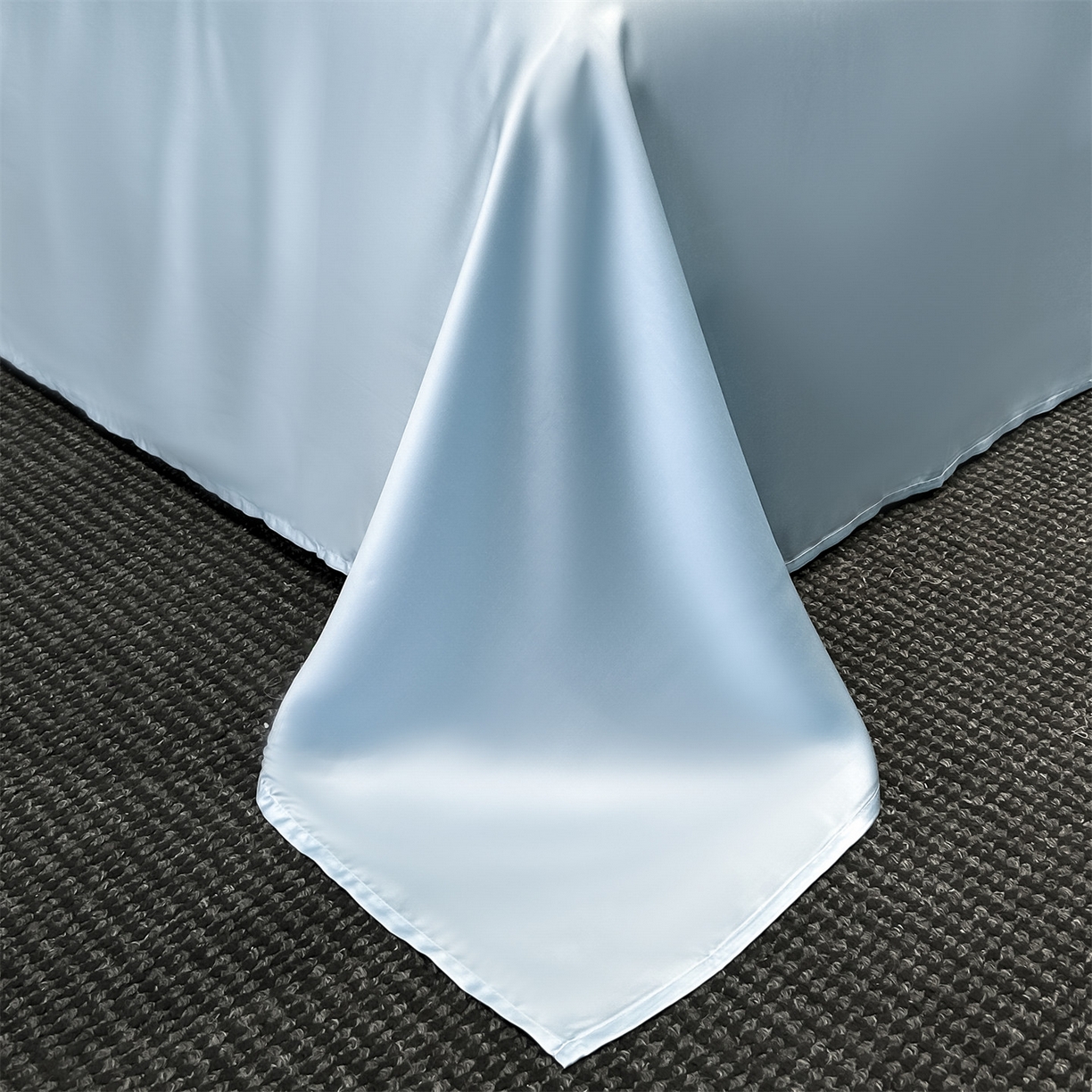 91家纺网 家纺一手货源 找家纺 笙意家纺 2026新款水洗真丝埋线款四件套-恩瑞系列 恩瑞-天空蓝