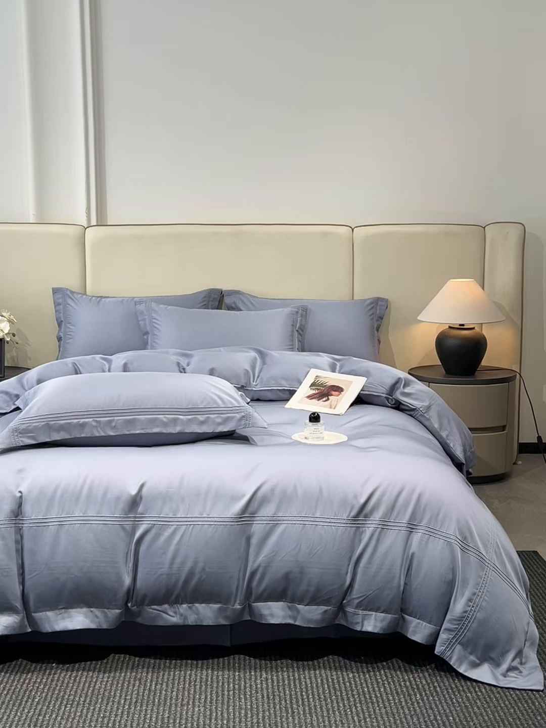 91家纺网 家纺一手货源 找家纺 笙意家纺 2026新款水洗真丝埋线款四件套-恩瑞系列 恩瑞-宾利蓝