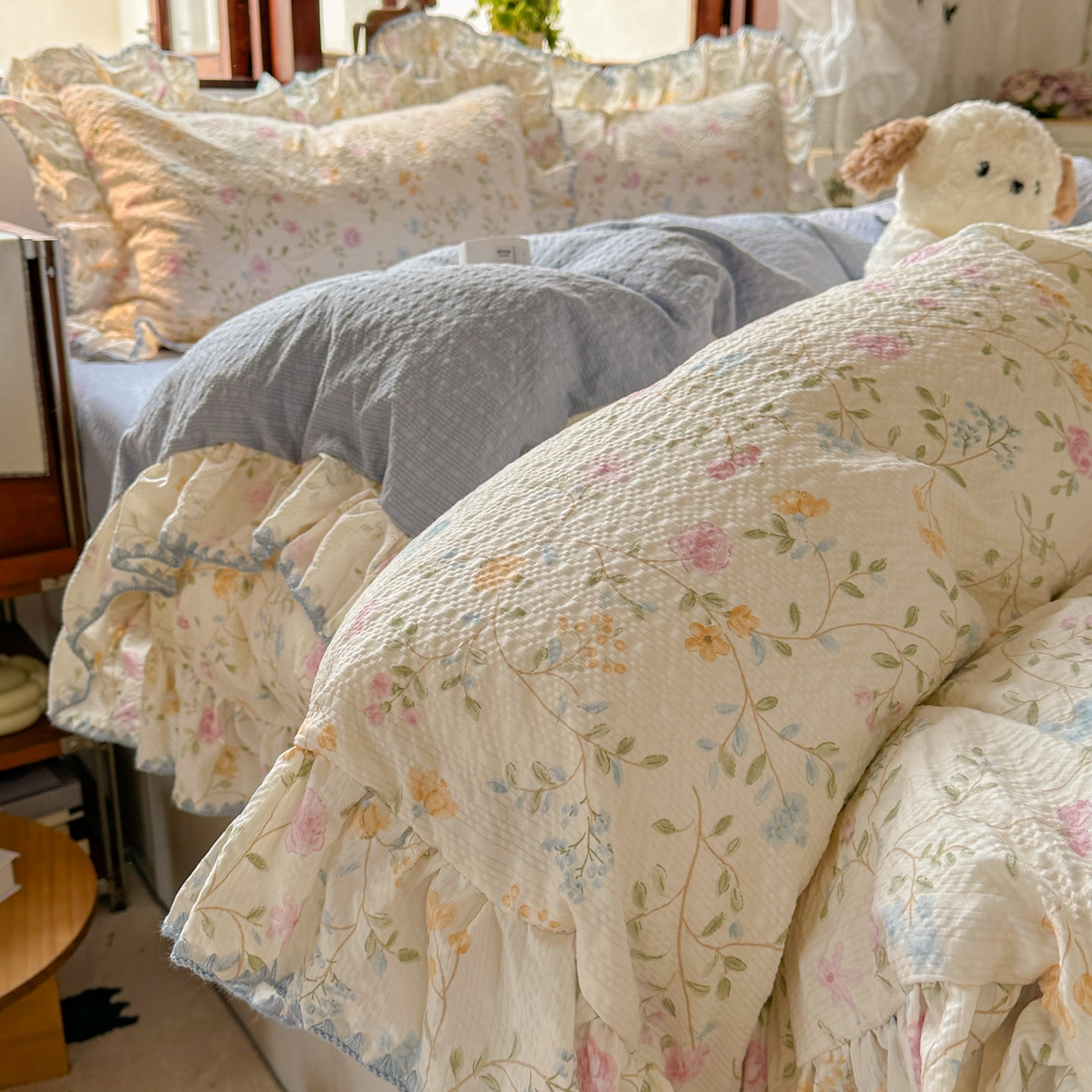 梵克保罗 2026新款泡芙棉三角针被壳绣花边四件套 花野青空