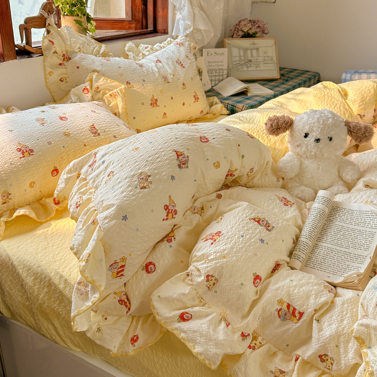 91家纺网 家纺一手货源 找家纺 梵克保罗 2026新款泡芙棉三角针被壳绣花边四件套 蜜语甜梦