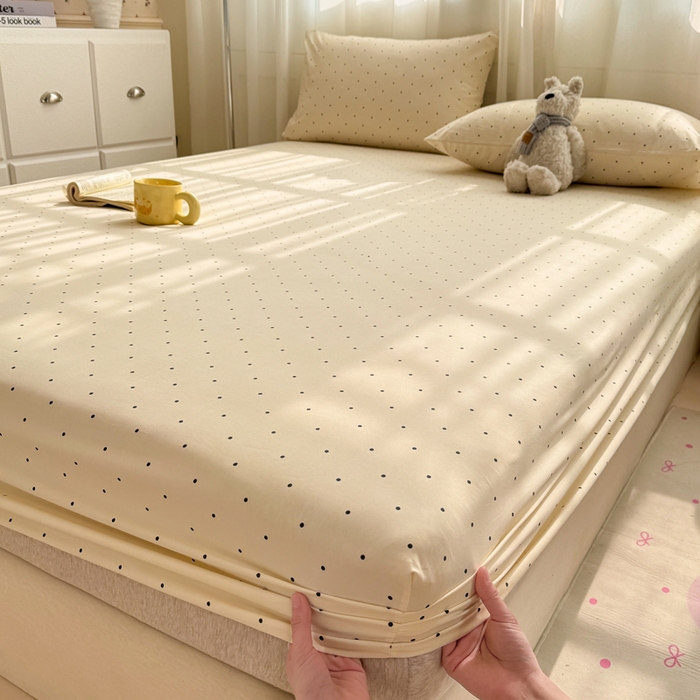 91家纺网 家纺一手货源 找家纺 一比一家纺 2026春夏新款A类仿棉单床笠床罩床笠单件 小波点