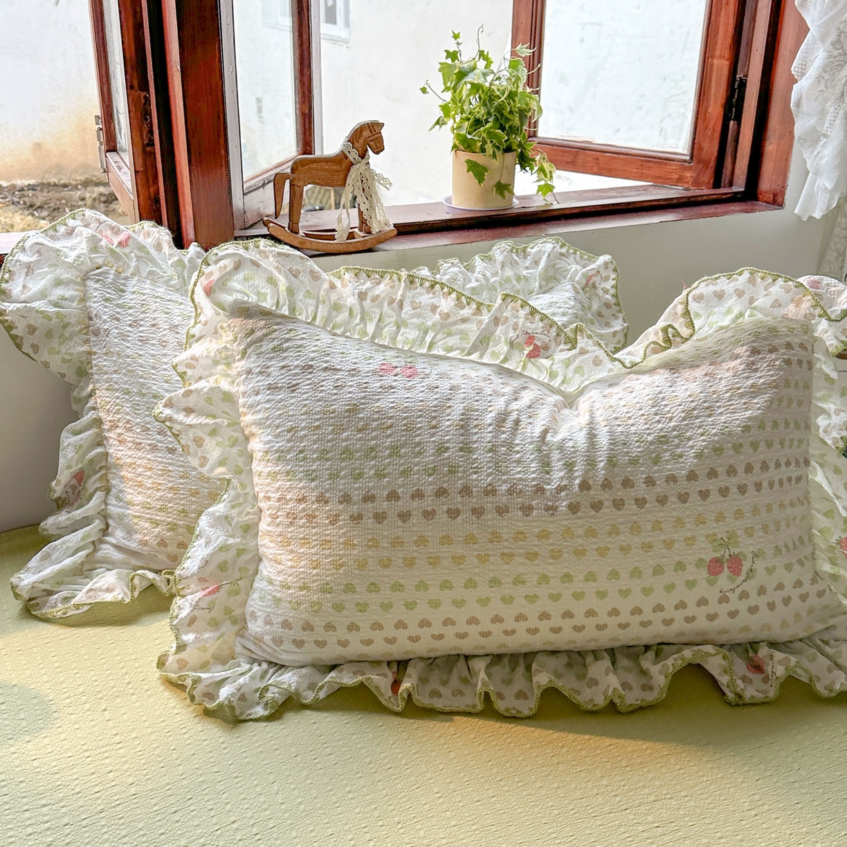 91家纺网 家纺一手货源 找家纺 梵克保罗 2026新款泡芙棉三角针被壳绣花边四件套 樱落甜心