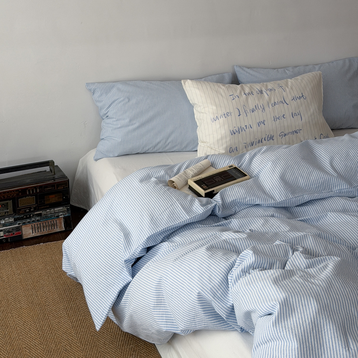 91家纺网 家纺一手货源 找家纺 （总）艾沁家纺 2026新款全棉色织水洗棉简约条纹四件套-济州岛