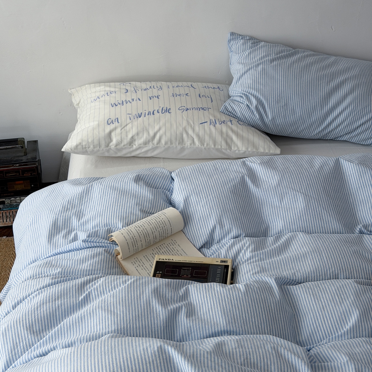 91家纺网 家纺一手货源 找家纺 （总）艾沁家纺 2026新款全棉色织水洗棉简约条纹四件套-济州岛