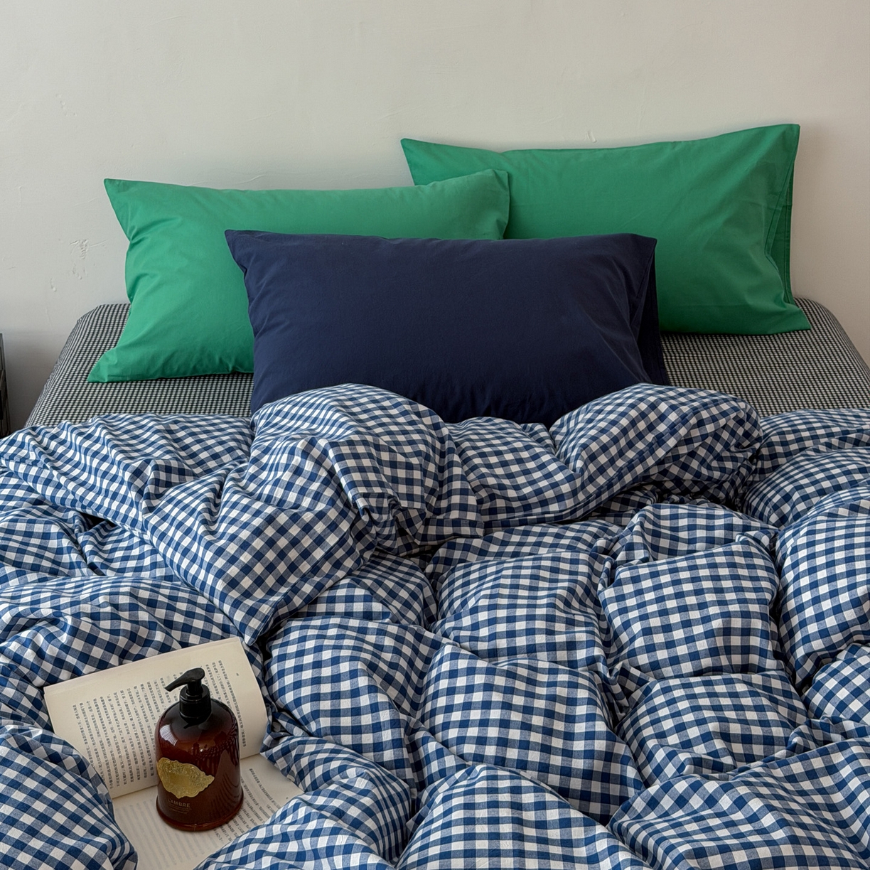 91家纺网 家纺一手货源 找家纺 （总）艾沁家纺 2026新款全棉色织水洗棉简约格子四件套-格律