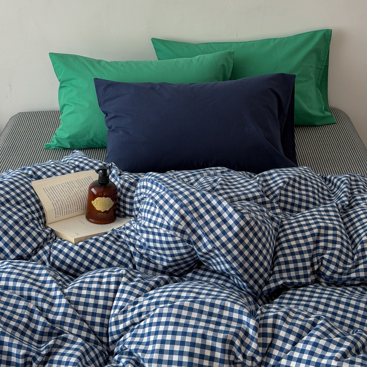 91家纺网 家纺一手货源 找家纺 （总）艾沁家纺 2026新款全棉色织水洗棉简约格子四件套-格律