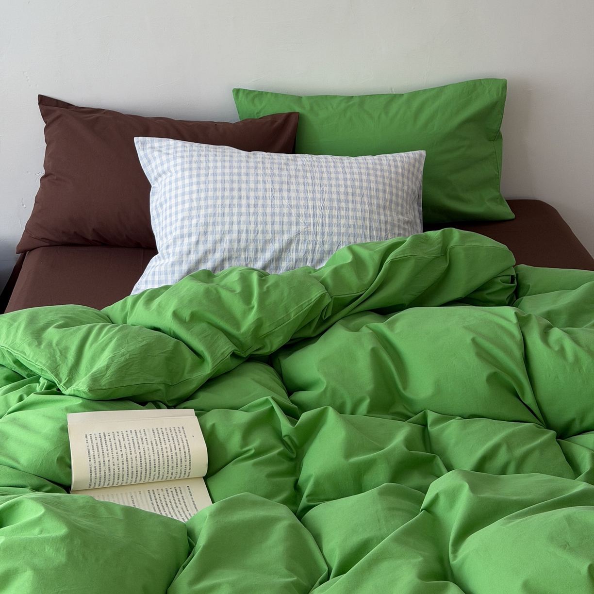 91家纺网 家纺一手货源 找家纺 （总）艾沁家纺 2026新款40S全棉水洗棉撞色四件套-青巧