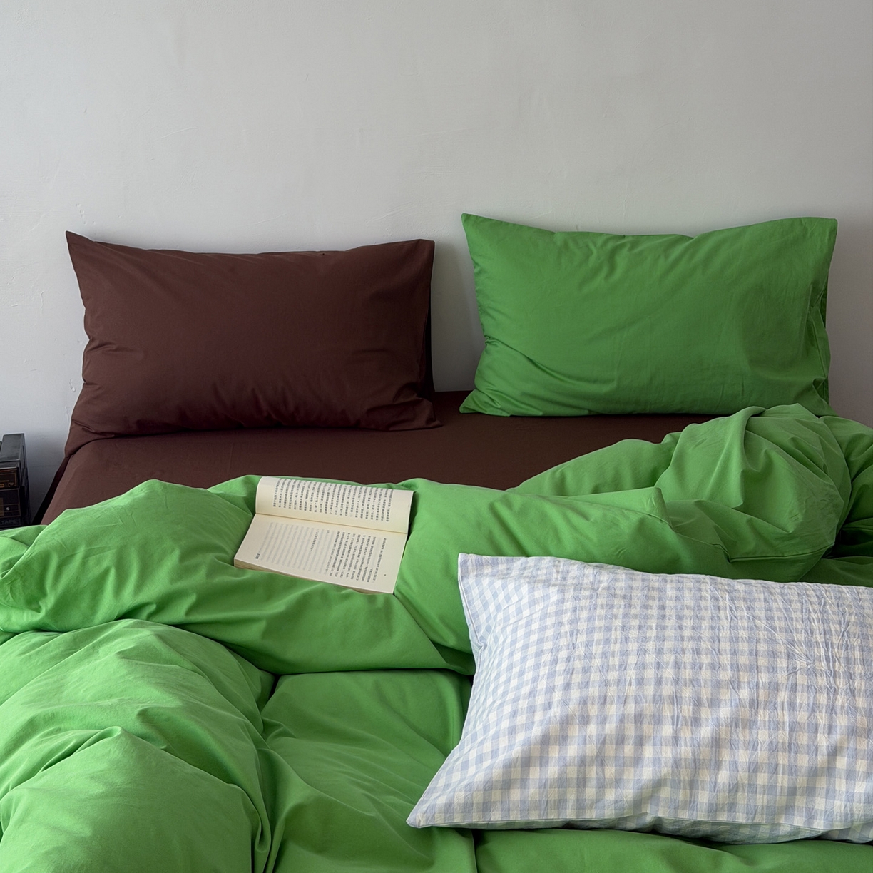 91家纺网 家纺一手货源 找家纺 （总）艾沁家纺 2026新款40S全棉水洗棉撞色四件套-青巧