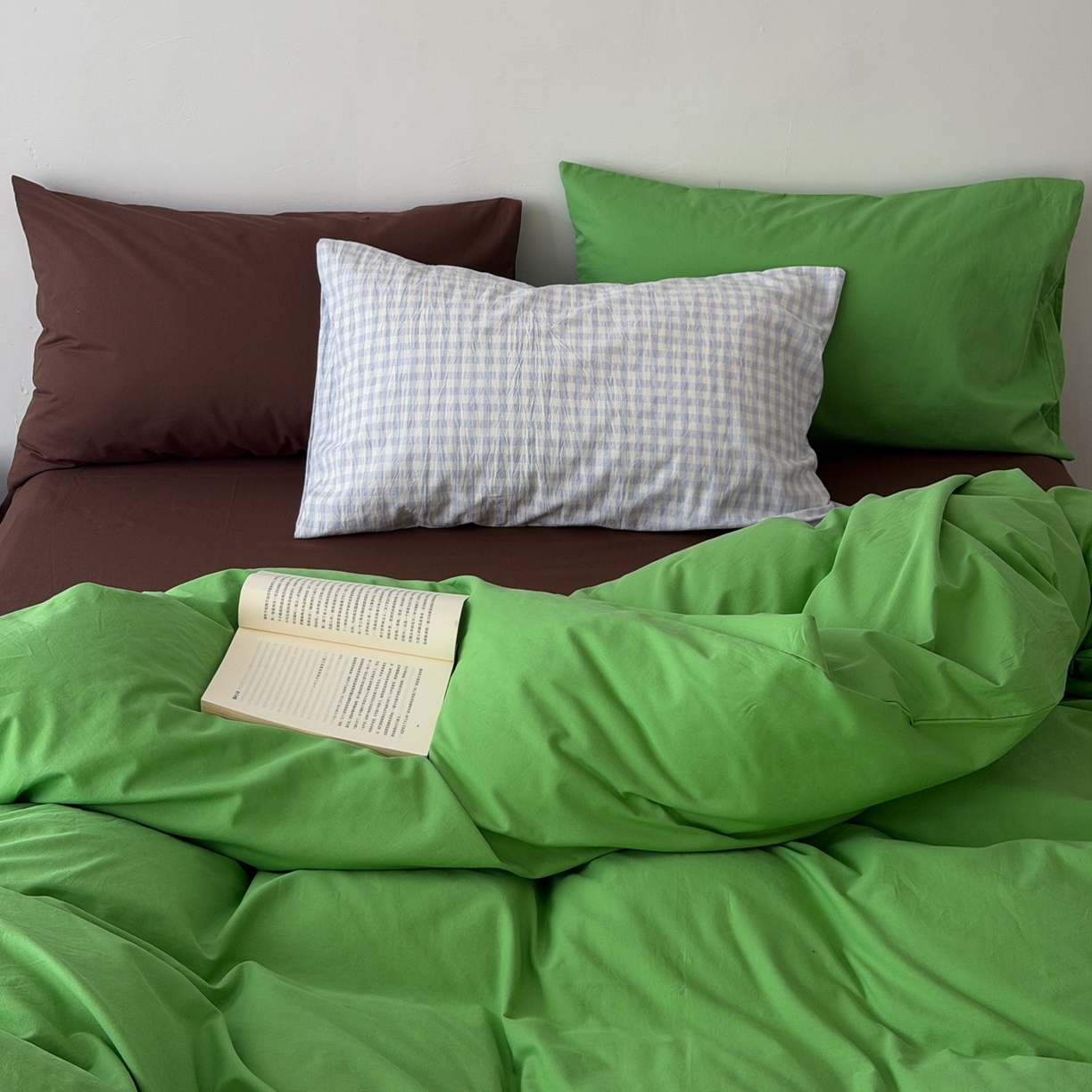 91家纺网 家纺一手货源 找家纺 （总）艾沁家纺 2026新款40S全棉水洗棉撞色四件套-青巧