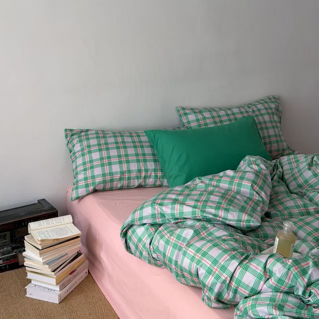 91家纺网 家纺一手货源 找家纺 （总）艾沁家纺 2026新款13372全棉数码印花小清新格子四件套-蜜桃青柠