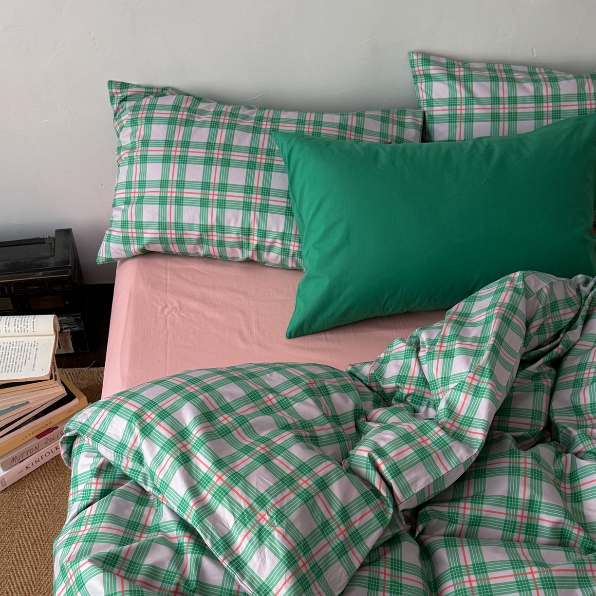 91家纺网 家纺一手货源 找家纺 （总）艾沁家纺 2026新款13372全棉数码印花小清新格子四件套-蜜桃青柠