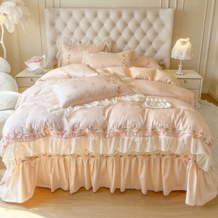 91家纺网 家纺一手货源 找家纺 瑞宝 2026新款全棉法式花边贡缎提花四件套-布蕾（控价床单 270起 床盖 300起） 布蕾-蜜粉