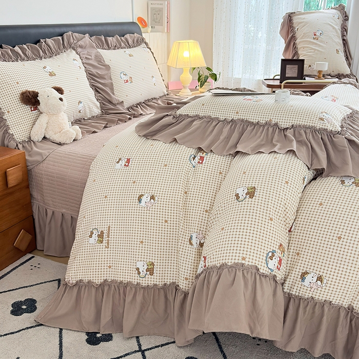 91家纺网 家纺一手货源 找家纺 梵克保罗 2026新款韩系古法韩国水洗棉云感棉法式浪漫大花边床盖四件套 奶咖kt