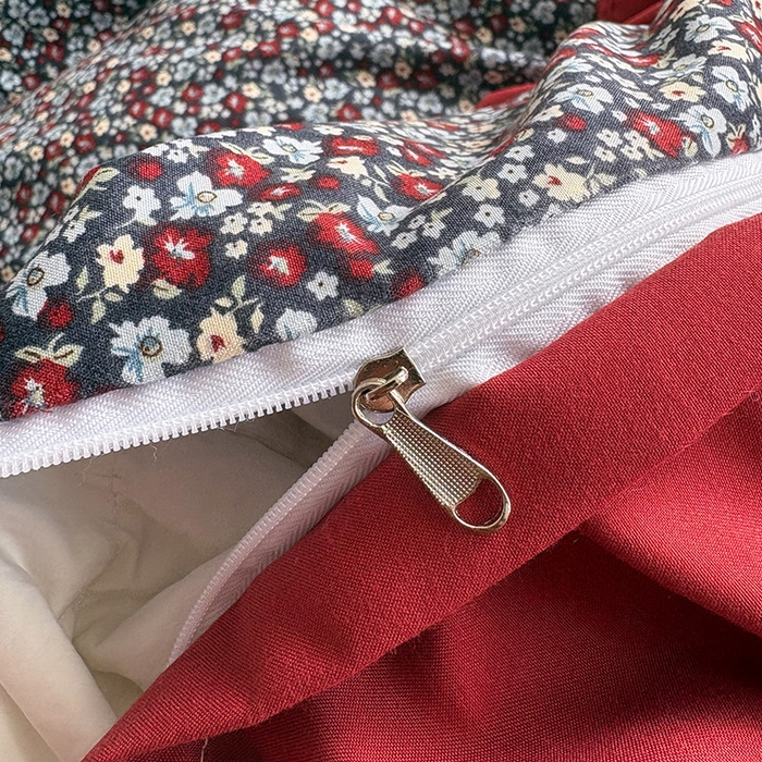 91家纺网 家纺一手货源 找家纺 梵克保罗 2026新款韩系古法韩国水洗棉云感棉法式浪漫大花边床盖四件套 红裙花影