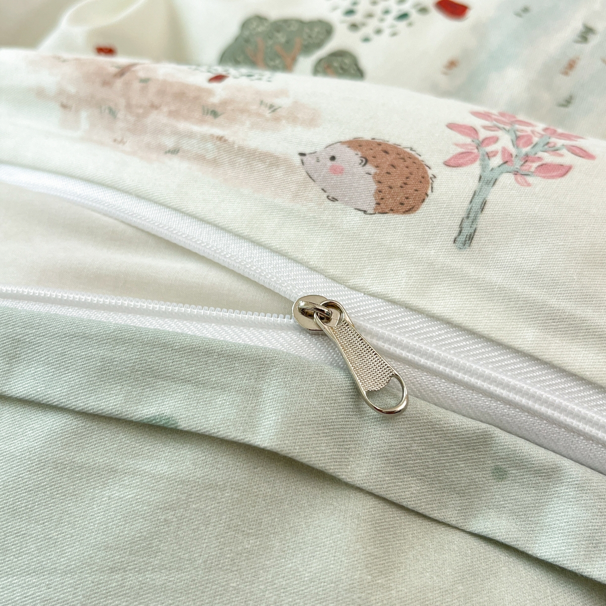 91家纺网 家纺一手货源 找家纺 晨希家居 2026春夏新款全棉纯棉小清新多规格四件套 松果梦