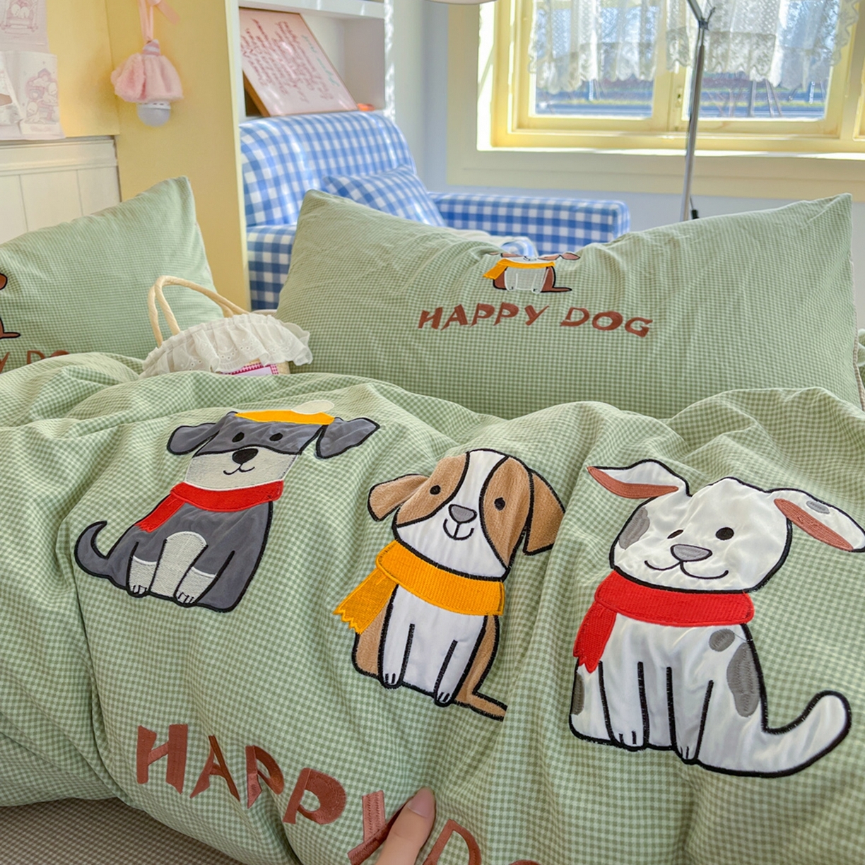 91家纺网 家纺一手货源 找家纺 丫丫家纺 2026新款古法水洗棉贴布绣床单款四件套 旺旺狗狗