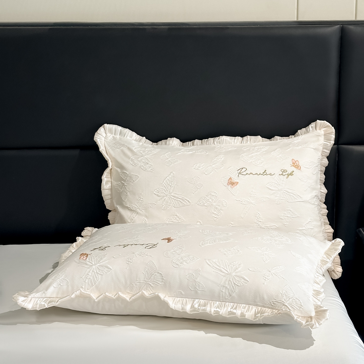 91家纺网 家纺一手货源 找家纺 宇航家纺 2026新款浮雕花边水洗真丝四件套-梦境 梦境-奶白