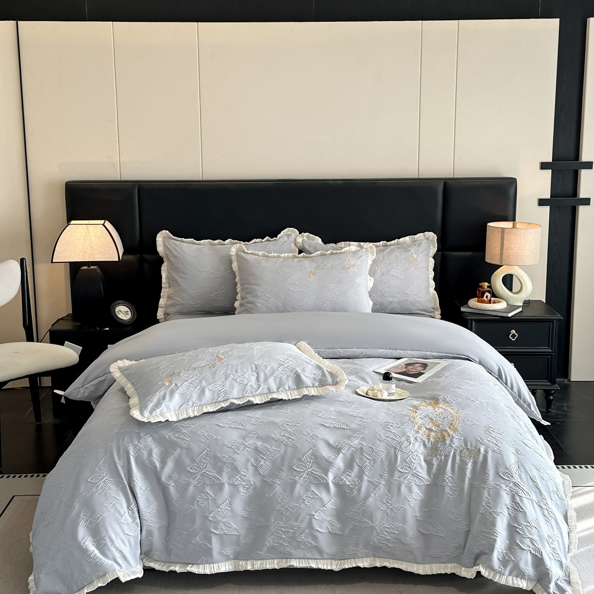 91家纺网 家纺一手货源 找家纺 宇航家纺 2026新款浮雕花边水洗真丝四件套-梦境 梦境-银灰