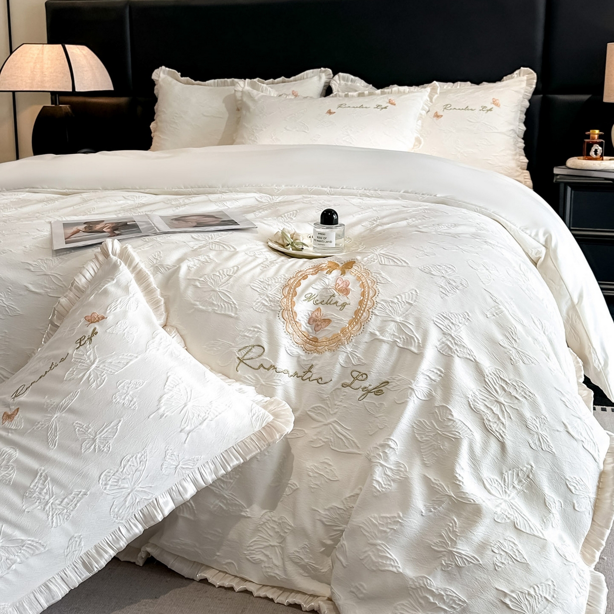 91家纺网 家纺一手货源 找家纺 宇航家纺 2026新款浮雕花边水洗真丝四件套-梦境 梦境-奶白