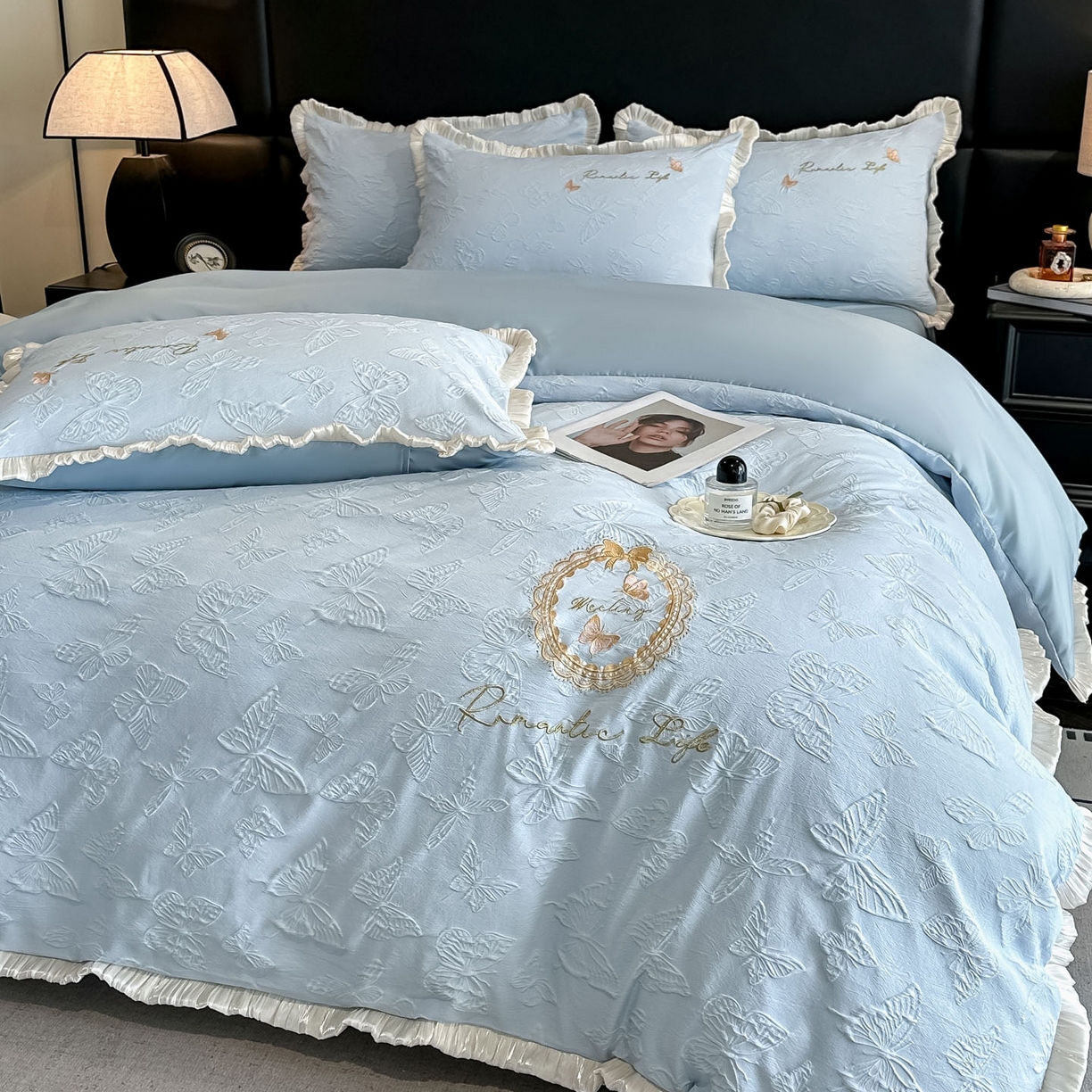 91家纺网 家纺一手货源 找家纺 宇航家纺 2026新款浮雕花边水洗真丝四件套-梦境 梦境-天蓝