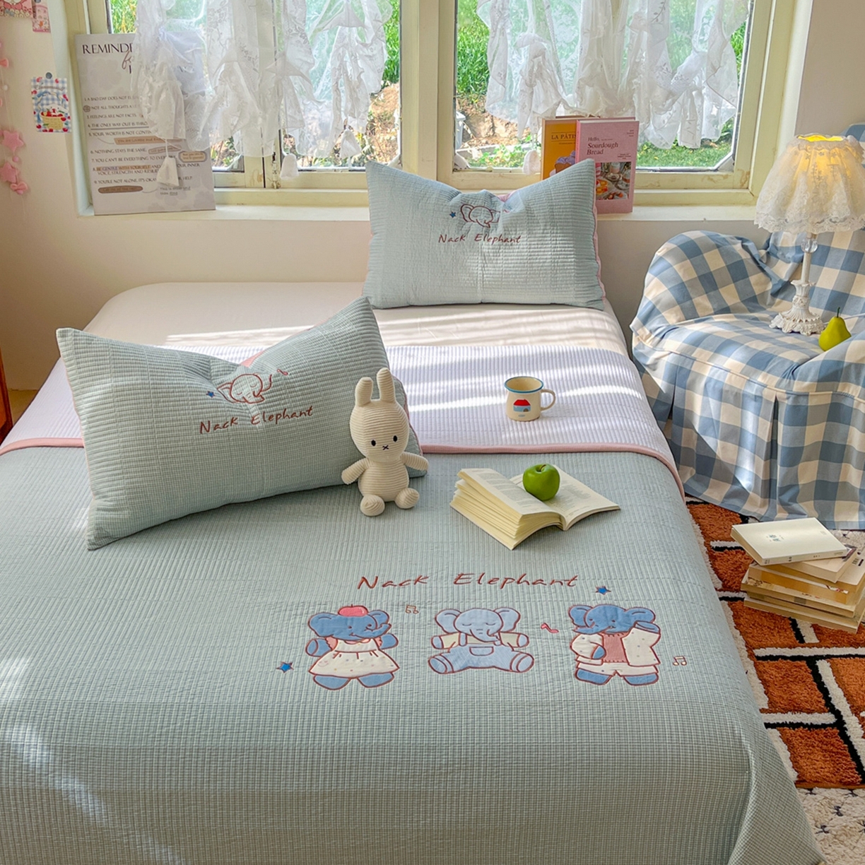 91家纺网 家纺一手货源 找家纺 丫丫家纺 2026新款古法水洗棉贴布绣加厚床盖三件套 吉象三宝