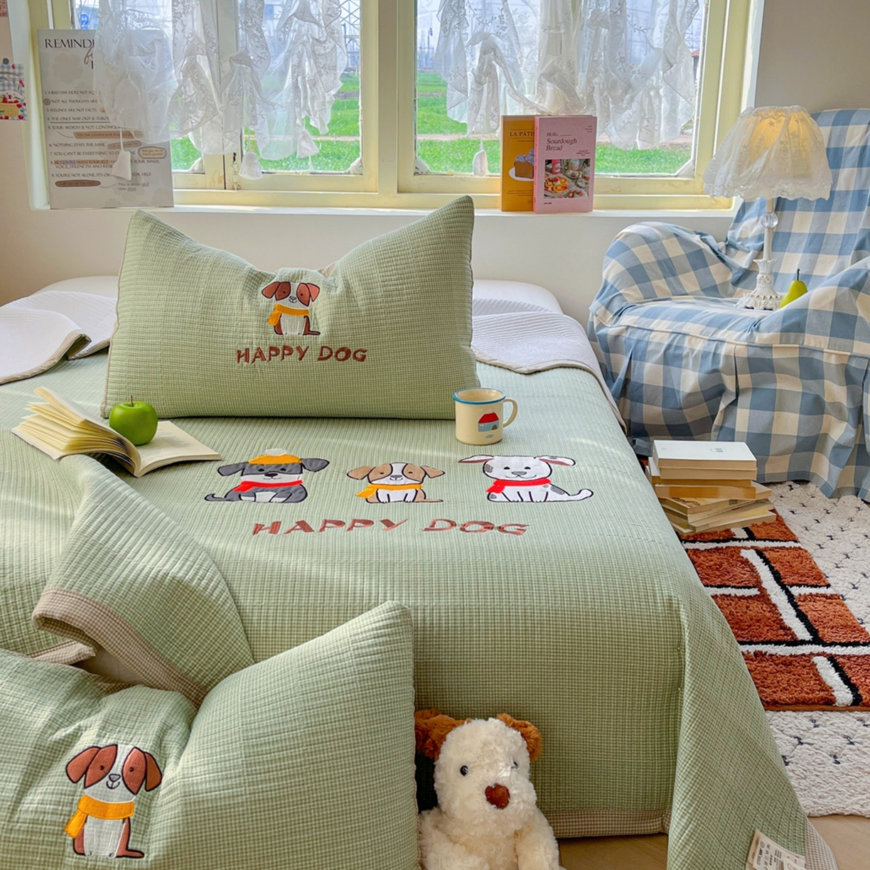 91家纺网 家纺一手货源 找家纺 丫丫家纺 2026新款古法水洗棉贴布绣加厚床盖三件套 旺财狗狗