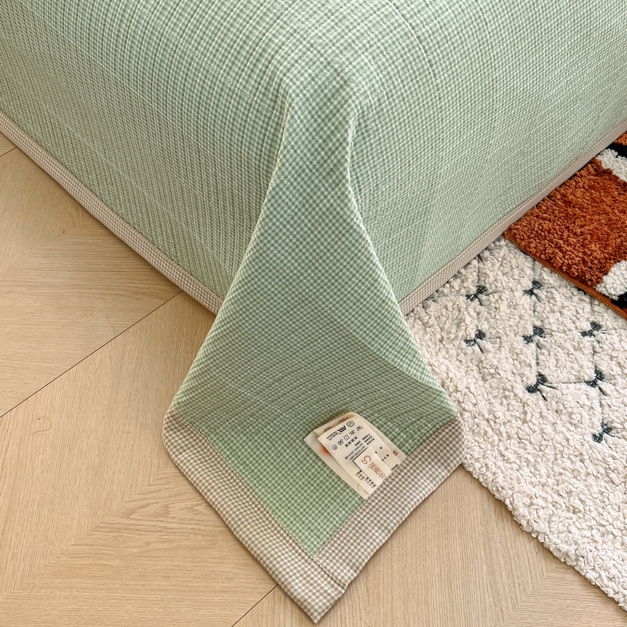 91家纺网 家纺一手货源 找家纺 丫丫家纺 2026新款古法水洗棉贴布绣加厚床盖三件套 旺财狗狗