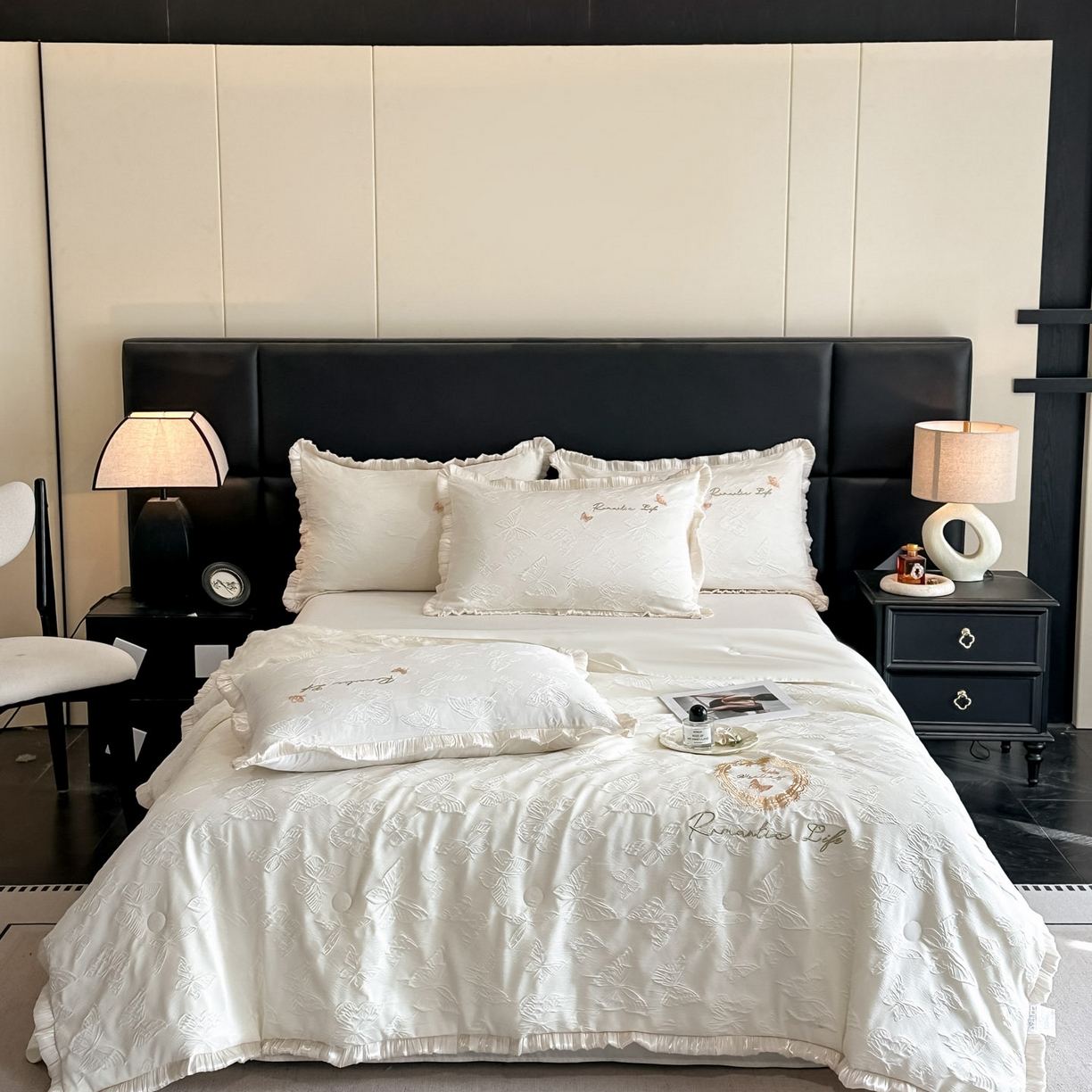 91家纺网 家纺一手货源 找家纺 （总）宇航家纺 2026新款浮雕花边款水洗真丝夏被四件套-晨光舞曲