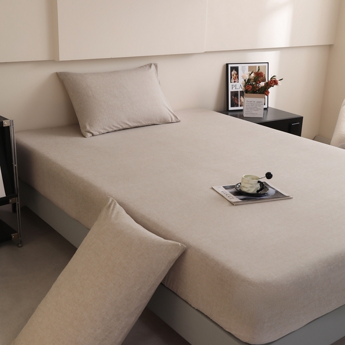 91家纺网 家纺一手货源 找家纺 宇淳国际 2026新款亲肤阳离子磨毛床单床笠系列 卡其