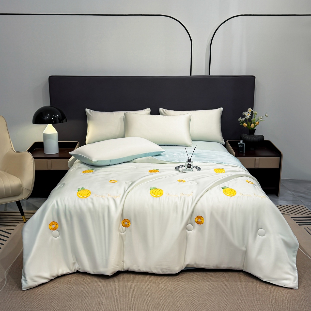 91家纺网 家纺一手货源 找家纺 恒畅 2026新款满绣水洗冰丝夏被夏被四件套 菠萝织夏-奶昔白蓝