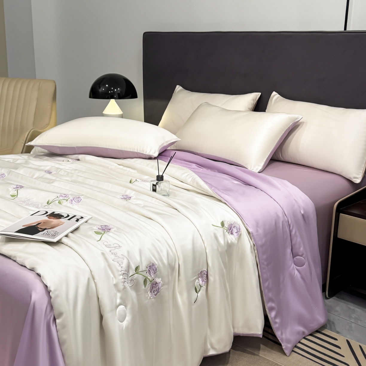 91家纺网 家纺一手货源 找家纺 恒畅 2026新款满绣水洗冰丝夏被夏被四件套 粉黛玫瑰-奶昔白紫