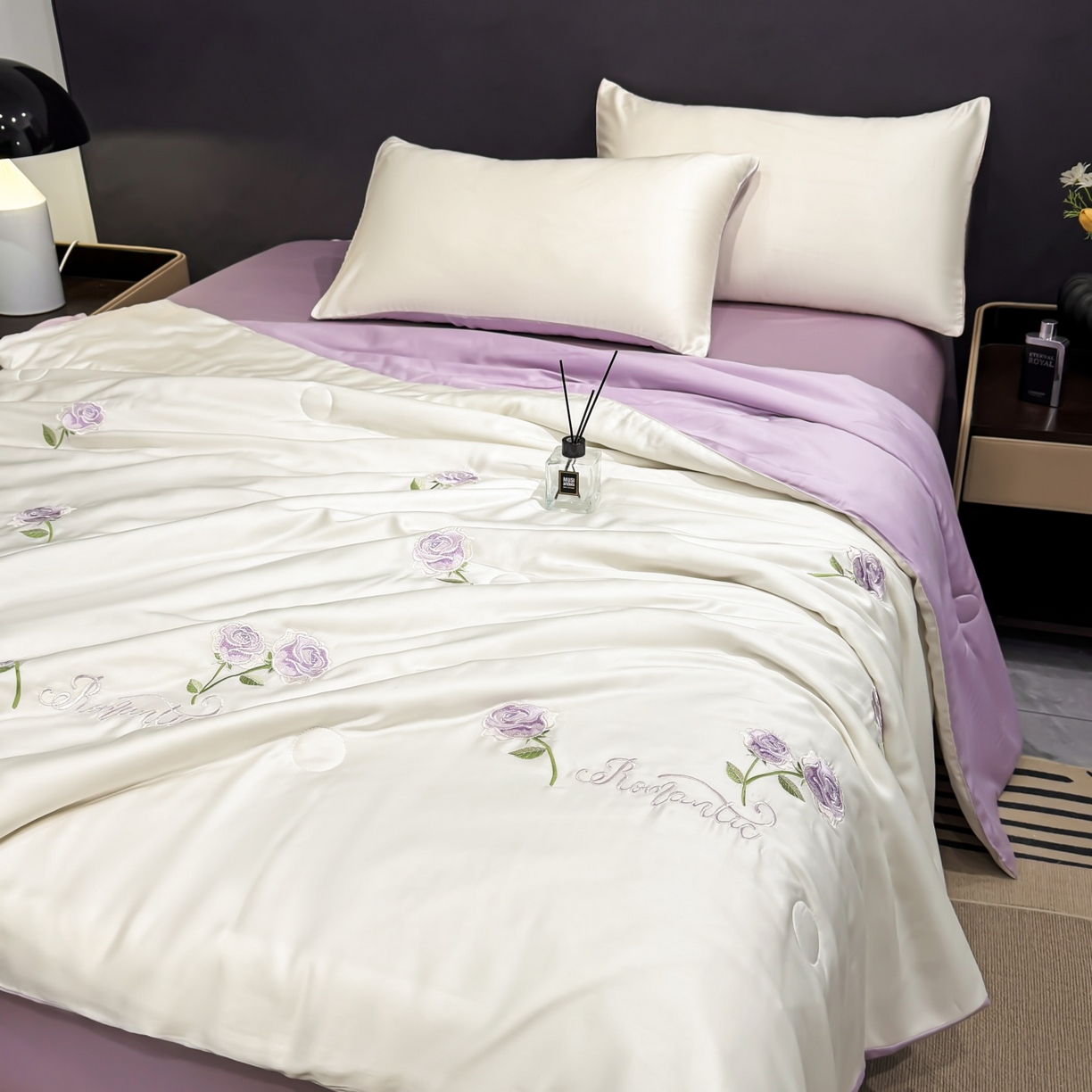 91家纺网 家纺一手货源 找家纺 恒畅 2026新款满绣水洗冰丝夏被夏被四件套 粉黛玫瑰-奶昔白紫