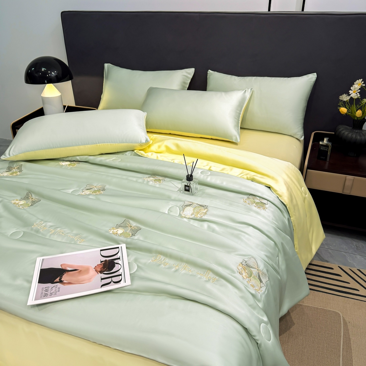 91家纺网 家纺一手货源 找家纺 恒畅 2026新款满绣水洗冰丝夏被夏被四件套 粉铃轻语-水绿黄