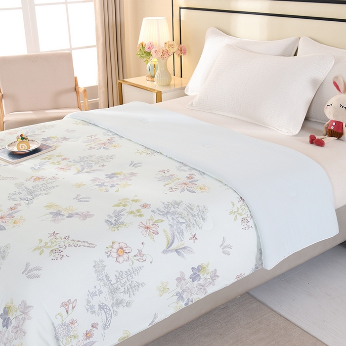 91家纺网 家纺一手货源 找家纺 诗雅纺织 2026新款仿锦氨针织凉感丝夏被 兰夕