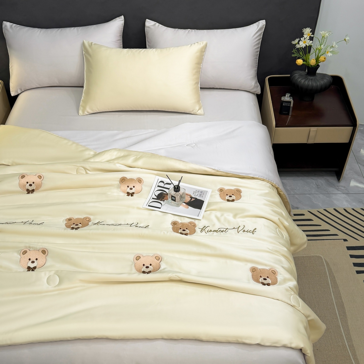 91家纺网 家纺一手货源 找家纺 恒畅 2026新款满绣水洗冰丝夏被夏被四件套 甜梦小熊-咖灰