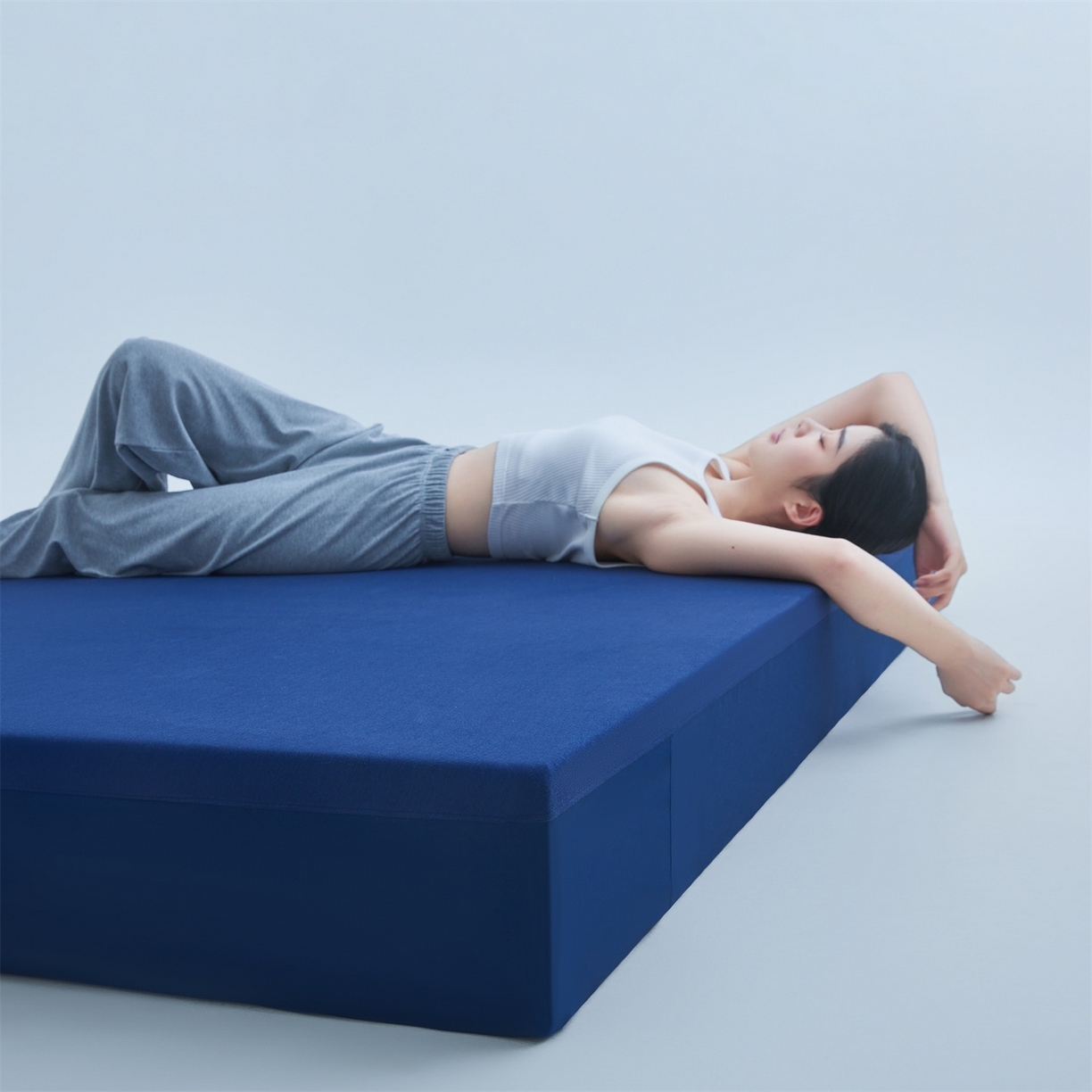 91家纺网 家纺一手货源 找家纺 优眠坊 2026春夏新款星球深睡床笠床垫保护套床笠单件 星球-藏蓝