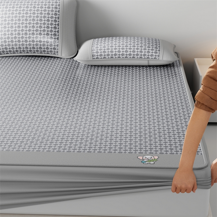 91家纺网 家纺一手货源 找家纺 梦卡迪 2026新款罗兰格凉感冰丝席 罗兰格灰-床笠款