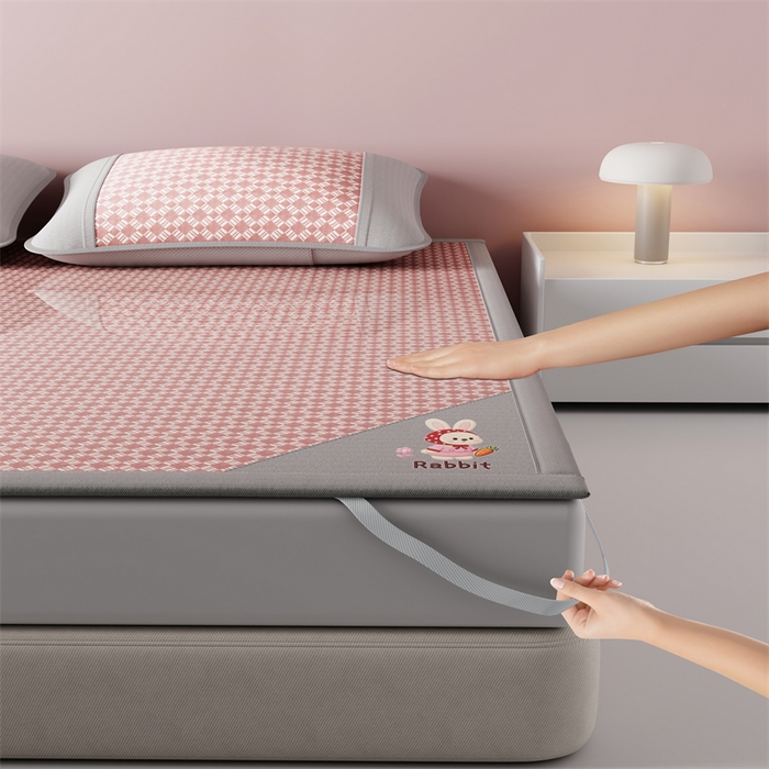 91家纺网 家纺一手货源 找家纺 梦卡迪 2026新款罗兰格凉感冰丝席 罗兰格粉-床笠款