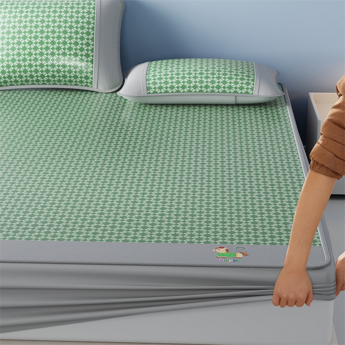 91家纺网 家纺一手货源 找家纺 梦卡迪 2026新款罗兰格凉感冰丝席 罗兰格绿-床笠款