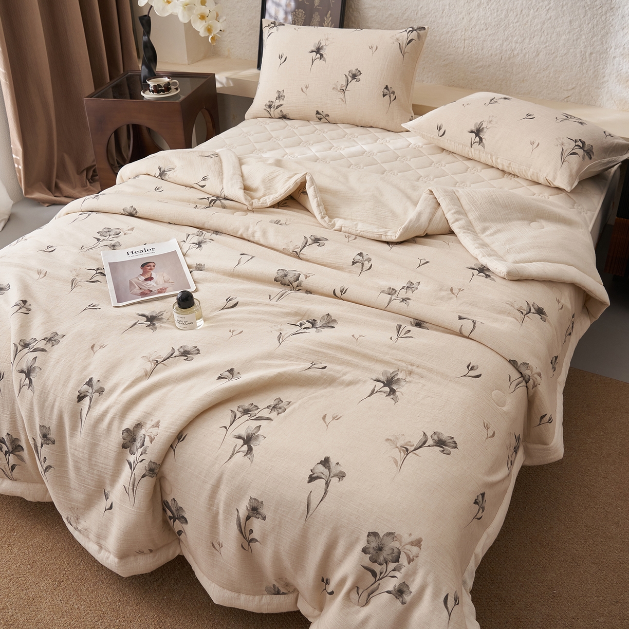 91家纺网 家纺一手货源 找家纺 吾诺家居 2026新款棉麻系列-棉麻印花棉花夏被 兰亭花影