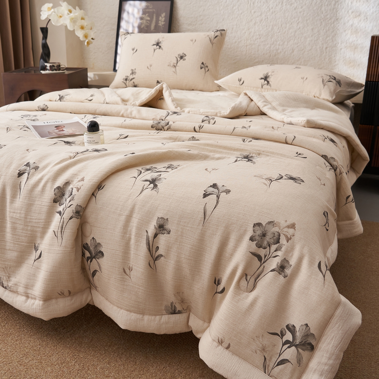 91家纺网 家纺一手货源 找家纺 吾诺家居 2026新款棉麻系列-棉麻印花棉花夏被 兰亭花影